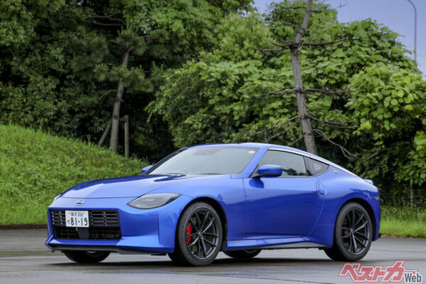 ベイ サイドの景色が似合うフェアレディZ