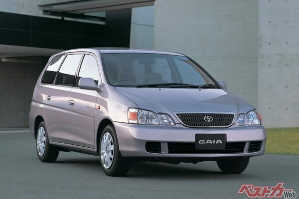 オデッセイの対抗馬として急遽開発されたガイア。姉妹車にイプサムとナディアがいた