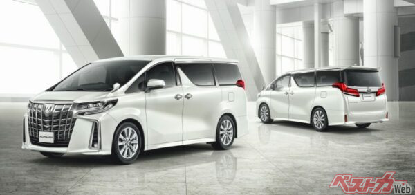 兄弟車だから当たり前かもしれないがアルファードとヴェルファイアでは同じ保険料だった