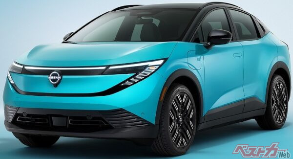 日本仕様のボディサイズは、全長4360(-120)×全幅1810(+20)×全高1550(+10)mm、全長が短くなったことで、ボディの見切りや取り回しは改善しているはずだ