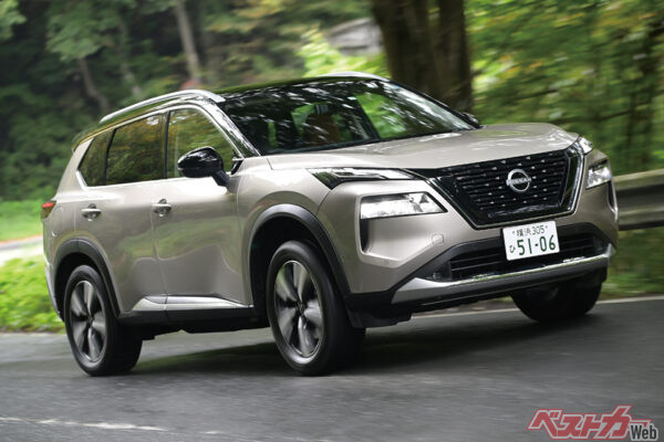 日産 エクストレイル(360万1400~475万2000円) WLTCモード燃費:18.4~19.7km/L パワートレーン:1.5LターボHEV