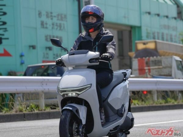 【試乗レビュー】未来が近づいてきた！？ Hondaの電動バイク「CUV e:」に乗ってみた感想