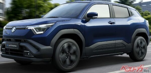 全長4,275mm×全幅1,800mm×全高1,635mm、ホイールベースは2,700mm、最低地上高は180mm。サイズはおおよそヴェゼル(4330×1790×1580、WB2610)とほぼ同じサイズだ