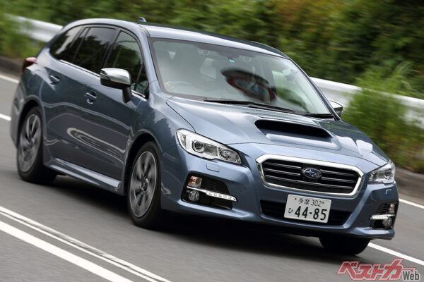 2014年に登場した初代スバル レヴォーグ。2017年7月に大幅改良した