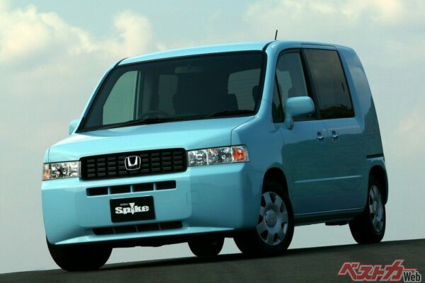 コンセプトはガレージボックス。マウンテンバイクもラクラクに積むことができたほか、カヤックまで積めた