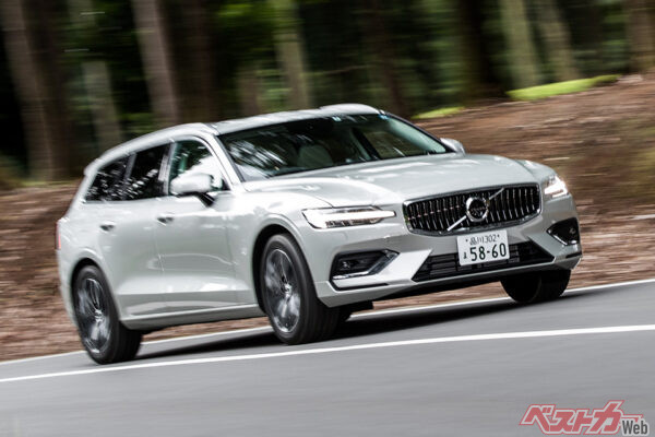 ボルボ V60(現行型・2018年登場)。現行V60は新世代プラットフォームを採用。ボディサイズは全長4760×全幅1850×全高1435mm