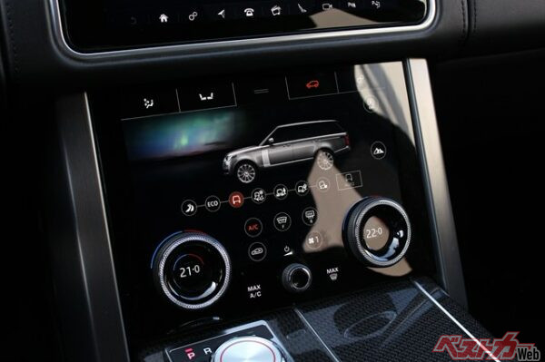 ハイテク化が進むからこそ誤作動には最新の注意を払わなければならない(Best Auto Photo@Adobe Stock)