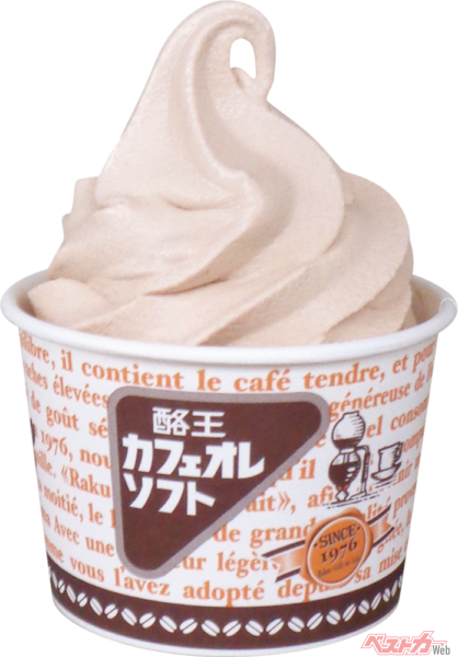 「酪王カフェオレソフト」（税込み490円）福島県民熱愛のソフトドリンク「酪王カフェオレ」のおいしさがそのまま味わえるソフトクリーム。コクのある生乳とコーヒーの香りがおいしさの秘訣。安達太良SA下り