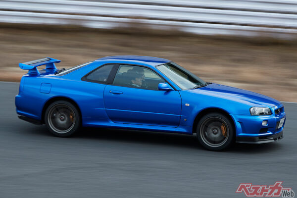 第2世代GT-Rのトリを飾ったR34GT-Rはレースで活躍。西川少年の記憶にも刻まれた