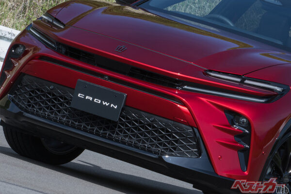 新車と中古で悩む!!　クラウンスポーツの中古はどれだけ安い？　いつお得に買える？