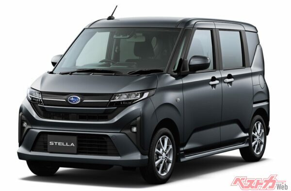 新型ステラだが、ベーズグレード以外は本家ムーヴと価格が異なるのだ。そう、快適装備などを標準化しているのが魅力