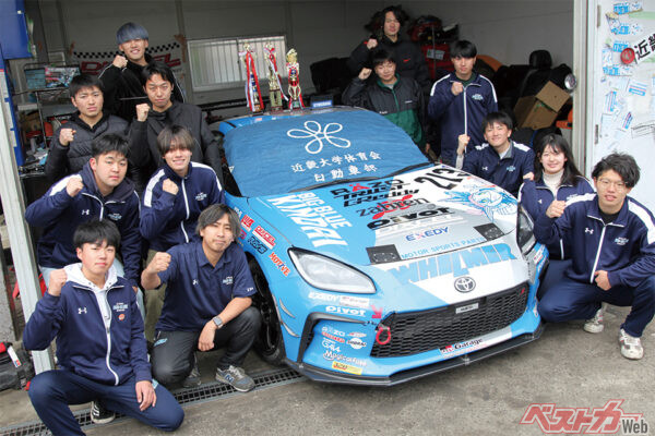 ジムカーナ日本一を目指す青き巨星!!　強豪・近畿大学自動車部は自由に勝負!!