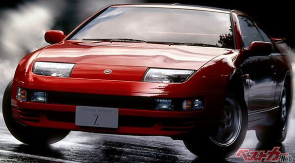 ラグジュアリーでアメリカンな雰囲気のZ32型フェアレディZ。スープラとは違った個性で国産スポーツカー市場を盛り上げた