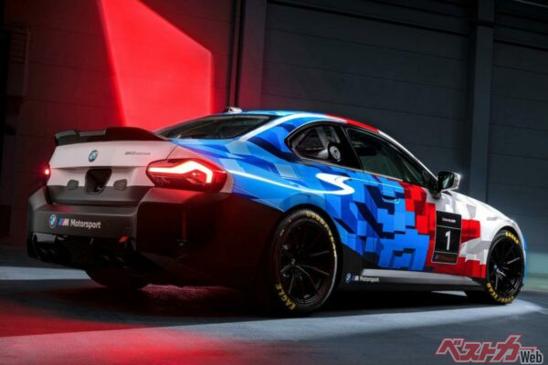 サーキット走行を極めたいというユーザーに向けた、妥協なき一台となっている