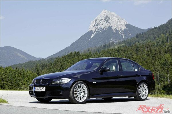 5代目にあたるE90型。エクステリアは日本人デザイナーの永島譲司氏が手がけた