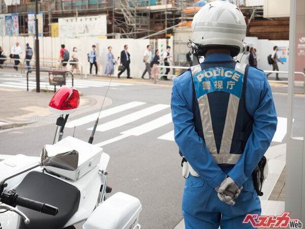 クルマのドライバーは意外と知らない「歩行者や自転車の交通違反」赤切符を切られることもある!!!　もはや自転車免許が必要かも