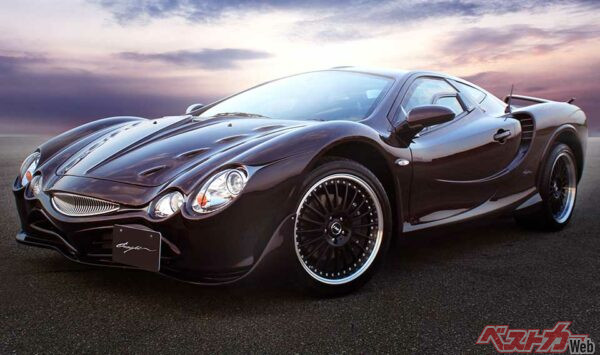 ファイナルオロチ専用の19インチホイールはTWS製、タイヤはポテンザS001を履く