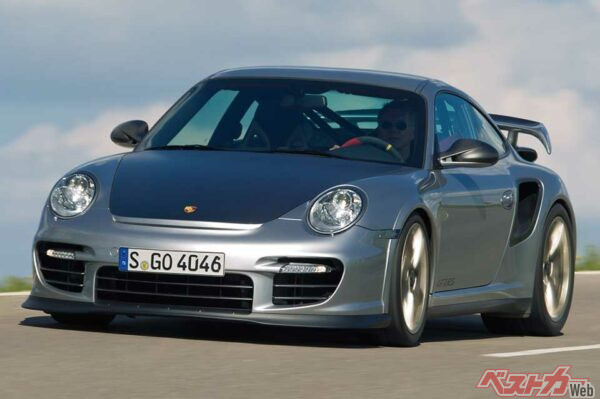 ポルシェ 911GT2/GT2RS（997型）（価格：23万7578ユーロ〈約2800万円〉・世界限定500台）
