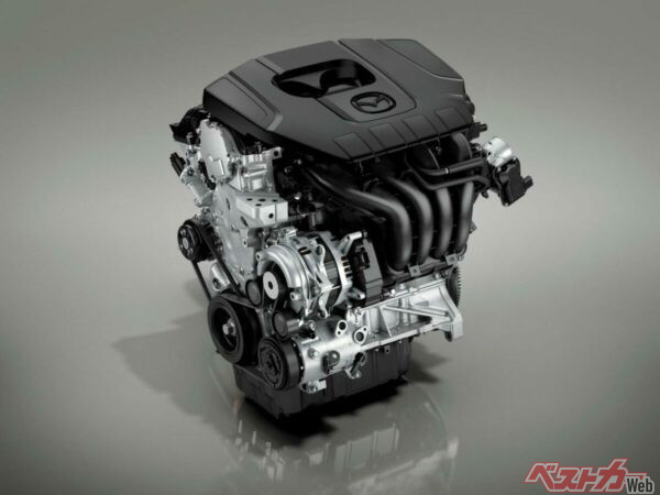 2.5L直噴ガソリン（e-SKYACTIV G 2.5）にマイルドハイブリッド「Mハイブリッド」を組み合わせる