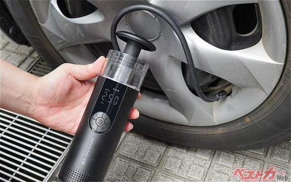 タイヤの空気圧が足りん!!　そんなピンチを充電式エアポンプが救ってくれる件!!!