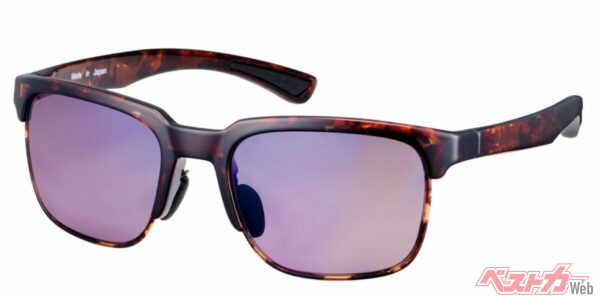 SWANS「ドライビング・サングラス」フルリムフレームモデルWA-8のサイドビュー