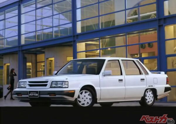 なんと2代目はAMGとコラボまでした。いまから見れば2代目デボネアはちょっと不思議な存在だったともいえるだろう