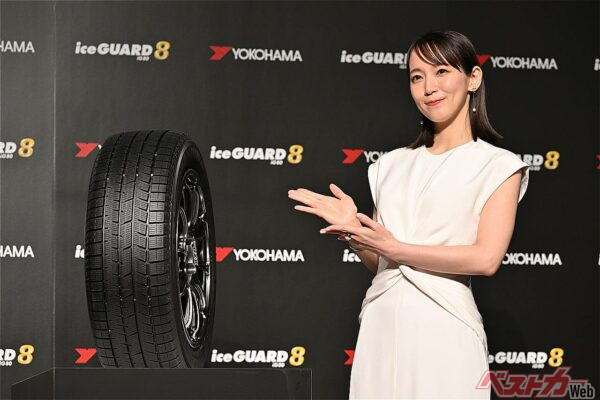 女優の吉岡里帆さん。アイスガード セブンのCMにも出演した