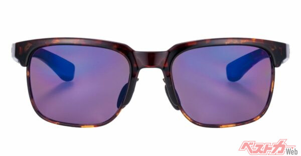 SWANS「ドライビング・サングラス」デイリーユースモデルER-1。落ち着いたべっ甲調柄フレームが特徴。こちらも男女兼用です。特別価格:1万3200円(税込)