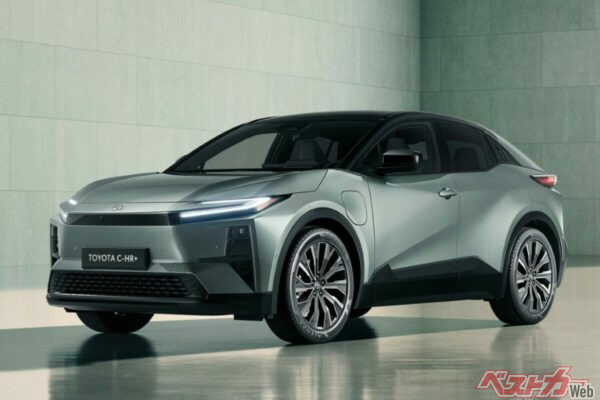 姉妹車のトヨタ「C-HR＋」。こちらは2025年3月にトヨタの欧州向け説明会で発表されている