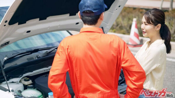 ちょっとしたことでもつきあいのあるディーラーや整備工場に診てもらう関係が重要（metamorworks@Adobe Stock）