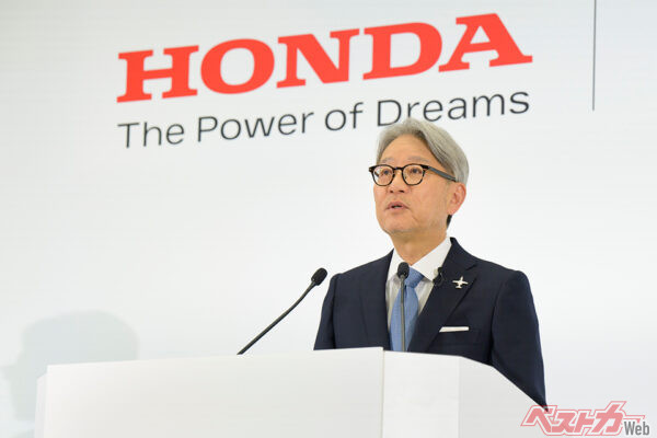 2025年5月20日、四輪電動化を中心とした取り組みを説明したホンダの三部社長