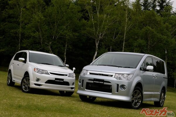 2009年のマイナーチェンジによってランエボ顔に