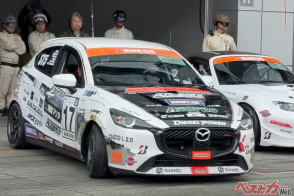 予選前の17号車