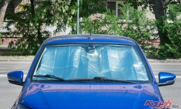 じつは車内温度の抑制より冷えの早さの方で効果をだしてくるようだ(Артем Токарев@Adobe Stock)