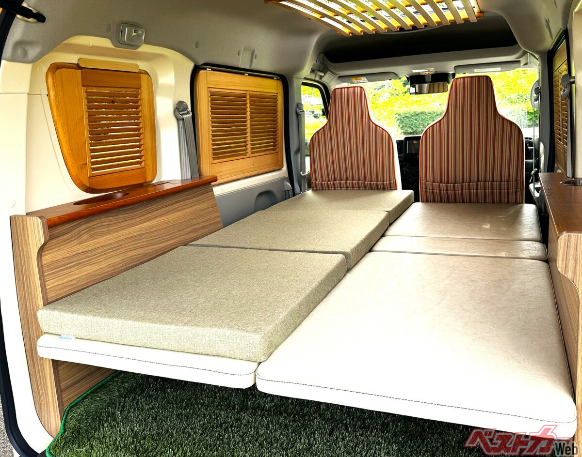 車中泊を睡眠を劇的に進化させる！ 災害時にも転用可能な高機能 