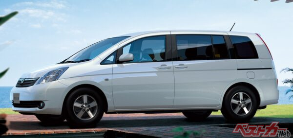 えーっ!?　グランディスは復活したけどSUVだった…消えゆく名ミニバンを追う