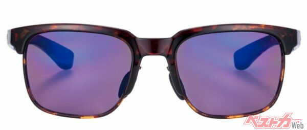 今回のおすすめ！「デイリーユースモデルER-1」。運転中はもちろん、ファッションアイテムとして普段から気軽に使えるモデルだ。特別価格：1万3200円（税込）※通常価格の20％OFF