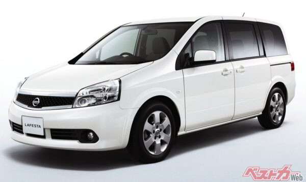 日産・ラフェスタ(初代/2004-2012)