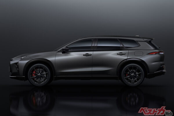 トヨタ クラウンエステート“THE LIMITED-MATTE METAL”(890万円)。2025年6月13日発売