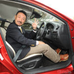 老眼の進行とともにクルマの運転はヘタになる！　アラフィフ読者必読の老眼＆腰痛セルフケア【ベストカーアーカイブス2013】