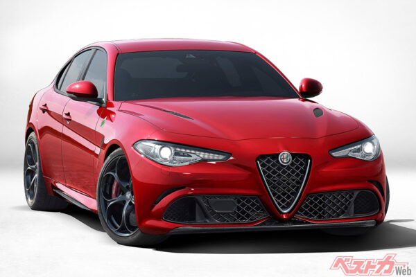 アルファロメオ ジュリア。イタリア車凋落のなか、ジュリアは不人気ながら頑張っている。イタ車ファン涙