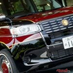 世界唯一「明治仕様JPNタクシー」!!　クルマ好きカップルならぜひ乗りたい？　「いい夫婦」が増え続けることを願った究極カスタマイズ車両に迫る