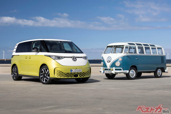 2025年6月に日本で発表されたフォルクスワーゲン ID.Buzz（左）。良車を次々と送り出しているが、営業利益は減少している