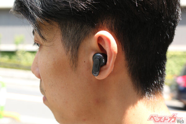 イヤホンの使用は両耳、片耳にかかわらず危険なため違反となるという認識が必要