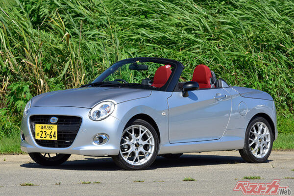 ダイハツ コペンセロ（2015年登場）2代目コペンの第3のデザインとして登場した