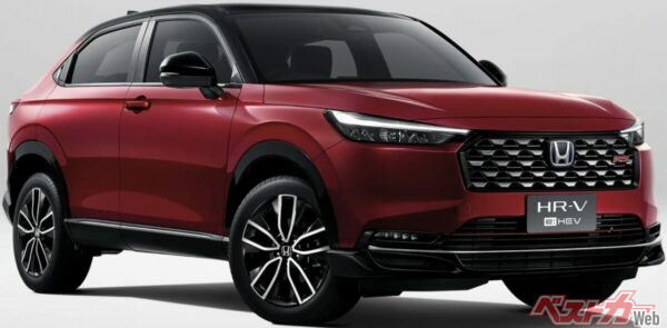 タイホンダで販売されている、HR-V e:HEV RSグレード。タイヤは18インチサイズを装着する