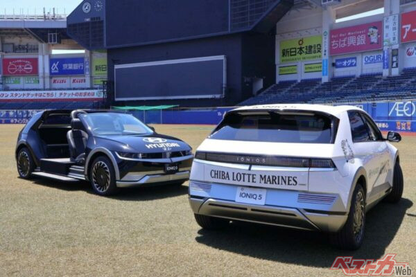 観客から見やすく、選手が乗り降りしやすいように、ルーフとサイドのドアがカットされたアイオニック5の新リリーフカー