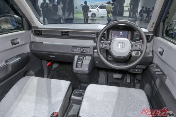 こう見るとディスプレイは要らないという層も大切にしていることが伺える