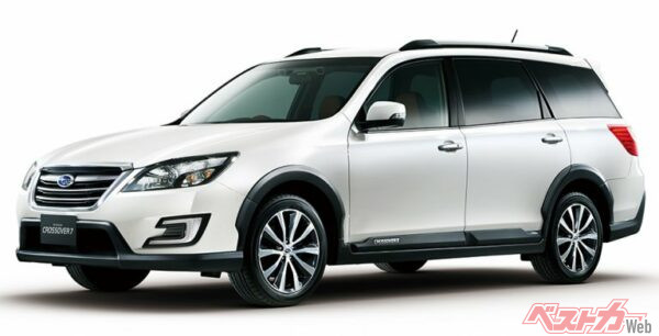 2015年4月、エクシーガの販売終了に伴って発売されたエクシーガクロスオーバー7。全幅を1800mm、最低地上高を170mmに拡大したSUVとして生まれ変わった