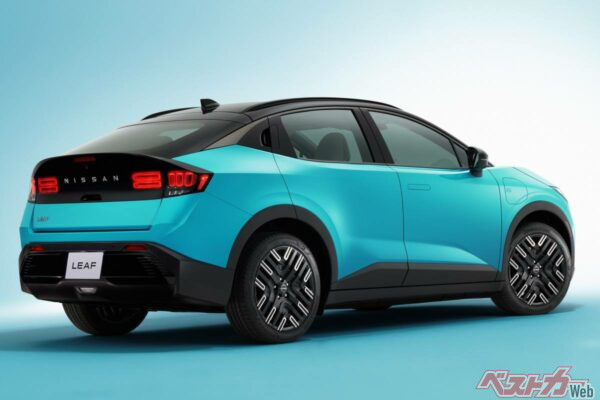 新型リーフは流行のスタイルに変身。せっかくなら攻めたデザインでもよかったのではないか……とも思う